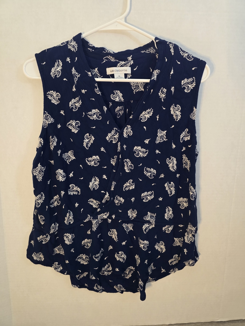 Liz Claiborne Navy and White Paisley Tie-Front Camisole